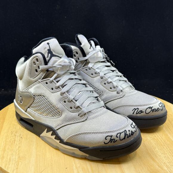 Air Jordan 5 Retro Wings Womens Grey Shoes Sz 7.5 New Sneaker IO2038-001 - Picture 5 of 10